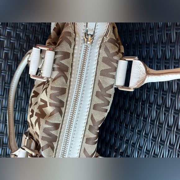 Michael Kors monogram canvas leather satchel vintage - Picture 2 of 16